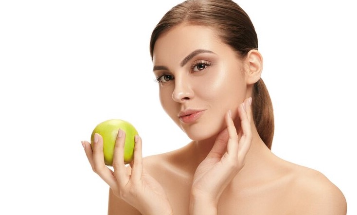 Manzanas verdes para la salud de la piel